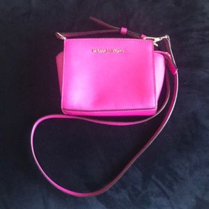 Michael Kors Crossbody Bag